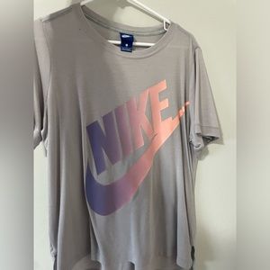 Grey Nike t-shirt